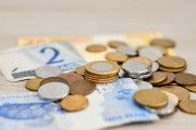 夢金園(02585)將于7月9日派發(fā)末期股息每股0.325348港元