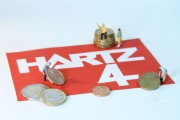 考慮中小保險公司實際困難 保險業(yè)新會計準則獲準“暫緩執(zhí)行”空間