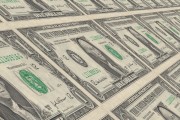 奈飛公司(NFLX.US)：公司在2025年的業(yè)務(wù)發(fā)展規(guī)劃中預(yù)計(jì)實(shí)現(xiàn)430億至440億美元的營收，預(yù)期增長11%至13%