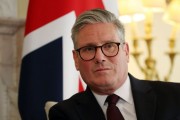 永居五年改十年 提高英語(yǔ)要求 英國(guó)首相斯塔默準(zhǔn)備拿移民開(kāi)刀
