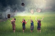 爆竹聲聲夢(mèng)中的奇妙之旅，爆竹聲聲，夢(mèng)中的奇妙之旅