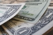 渣打集團第四季度盈利超預期 并將回購15億美元股票