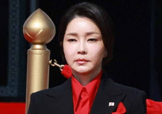 韓媒：韓國(guó)淑明女子大學(xué)初步判定，金建希碩士論文存在抄襲