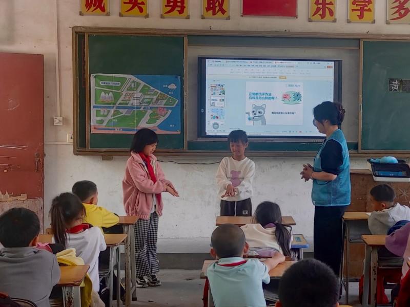 壹基金凈水計劃2025年將累計惠及6000所鄉(xiāng)村學校數(shù)百萬兒童